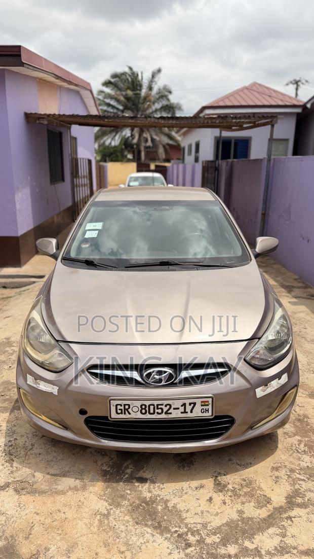 Hyundai Accent GS 2012 Gray