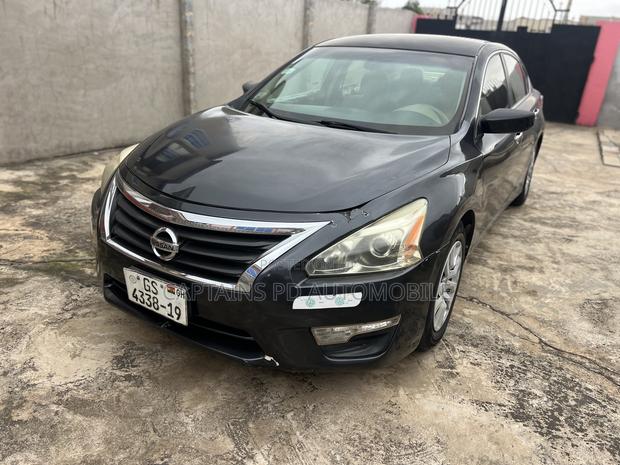 Nissan Altima 2.5 S 4dr Sedan (2.5L 4cyl CVT) 2014 Black