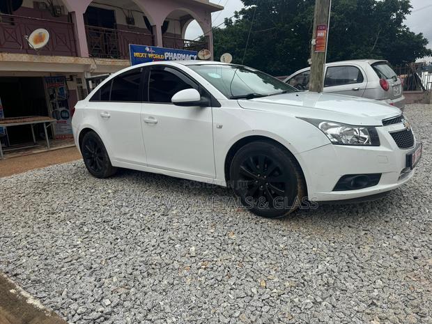 Chevrolet Cruze 2013 White