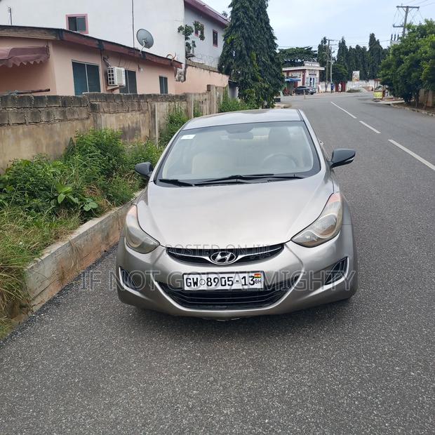 Hyundai Elantra 2013 Gray