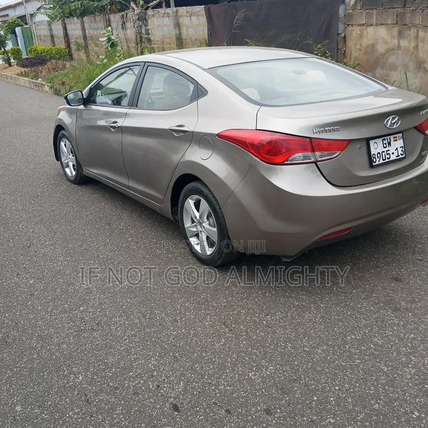 Hyundai Elantra 2013 Gray