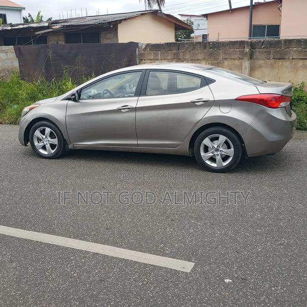 Hyundai Elantra 2013 Gray