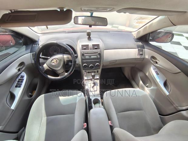 Toyota Corolla 2012 Red