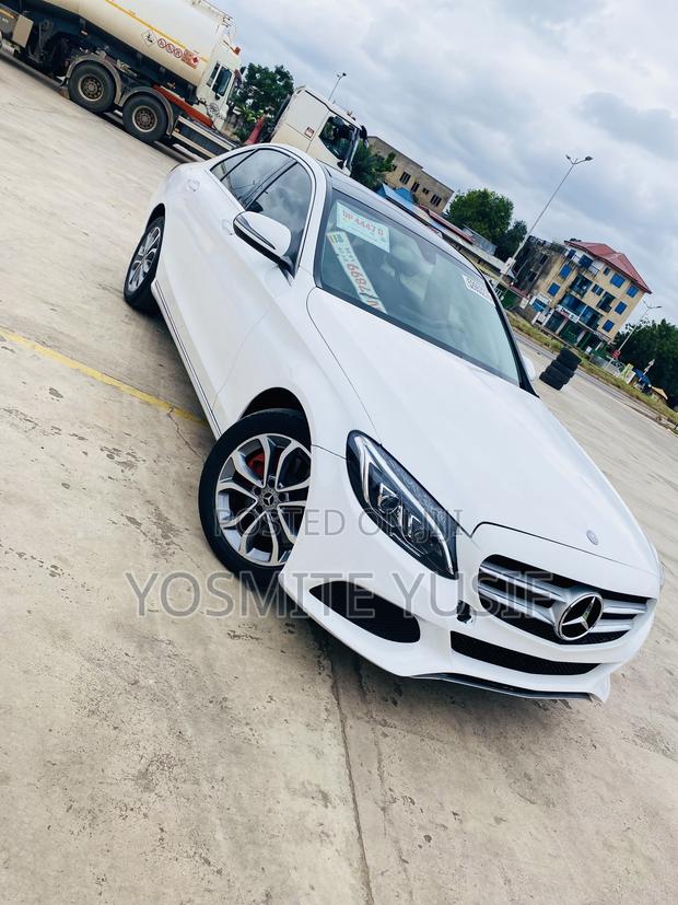 Mercedes-Benz C300 Base 4Matic Sedan AWD (2.0L 4cyl 7A) 2017 White