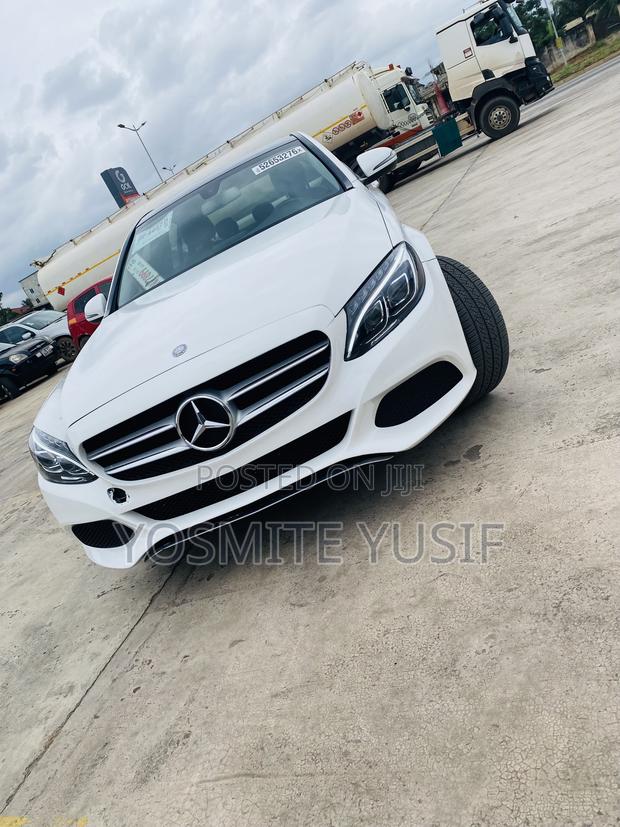 Mercedes-Benz C300 Base 4Matic Sedan AWD (2.0L 4cyl 7A) 2017 White