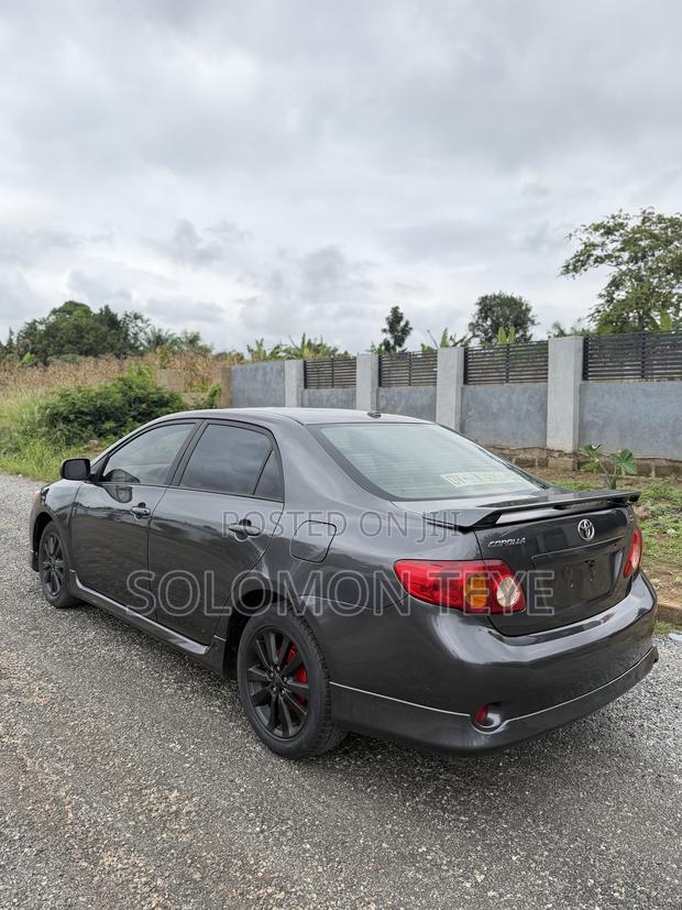 Toyota Corolla S 4dr Sedan (1.8L 4cyl 4A) 2010 Gray