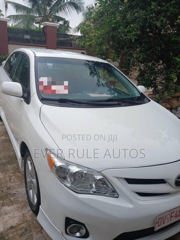 Toyota Corolla S 4dr Sedan (1.8L 4cyl 4A) 2013 White