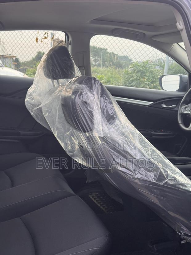 Honda Civic EX 4dr Sedan (1.5L 4cyl) 2016 Gray