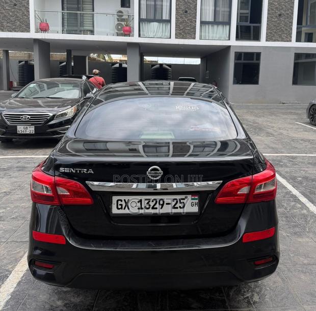 Nissan Sentra 2019 Black