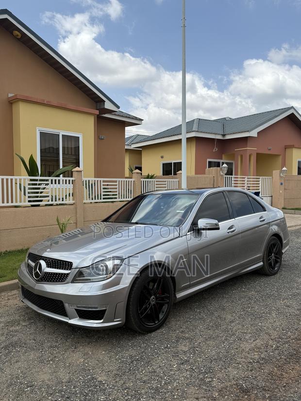Mercedes-Benz C300 Sport 4Matic Sedan AWD (3.5L 6cyl 7A) 2014 Silver