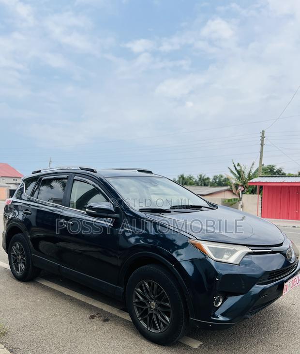 Toyota RAV4 Limited 4dr SUV AWD (2.5L 4cyl 6A) 2018 Blue