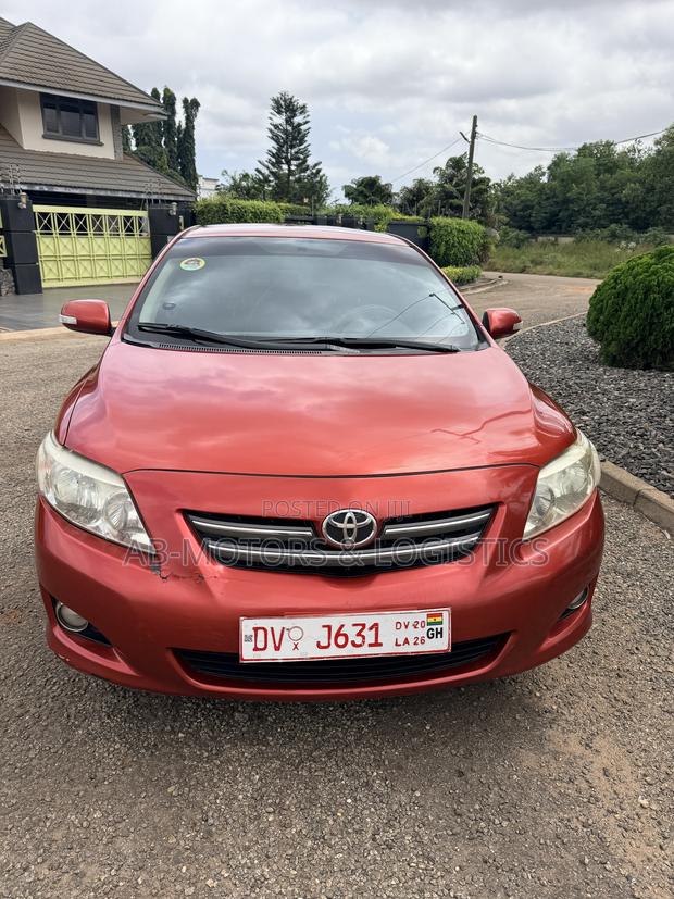 Toyota Corolla Altis 2010 Red