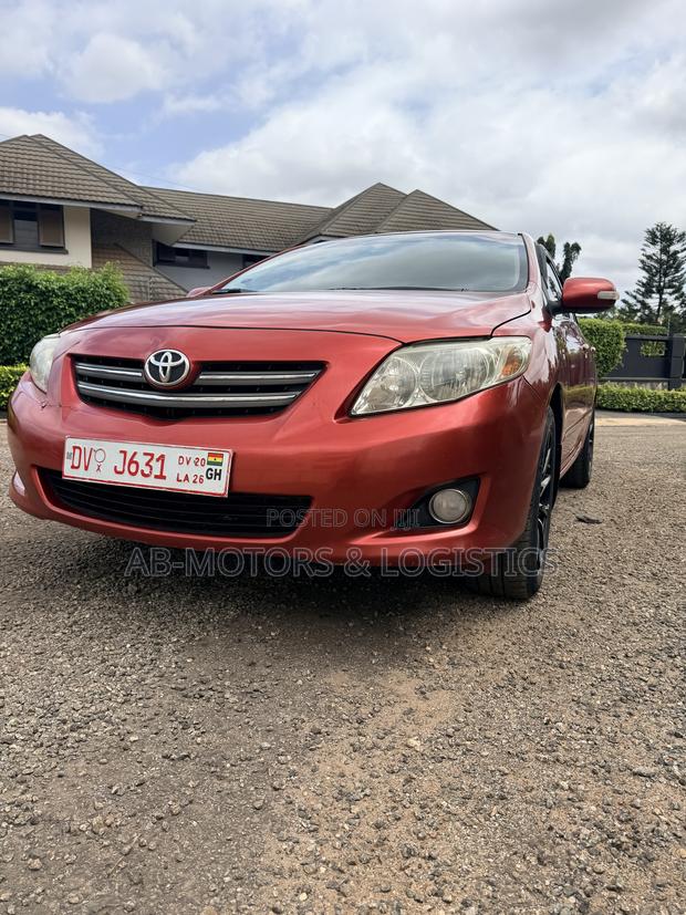Toyota Corolla Altis 2010 Red