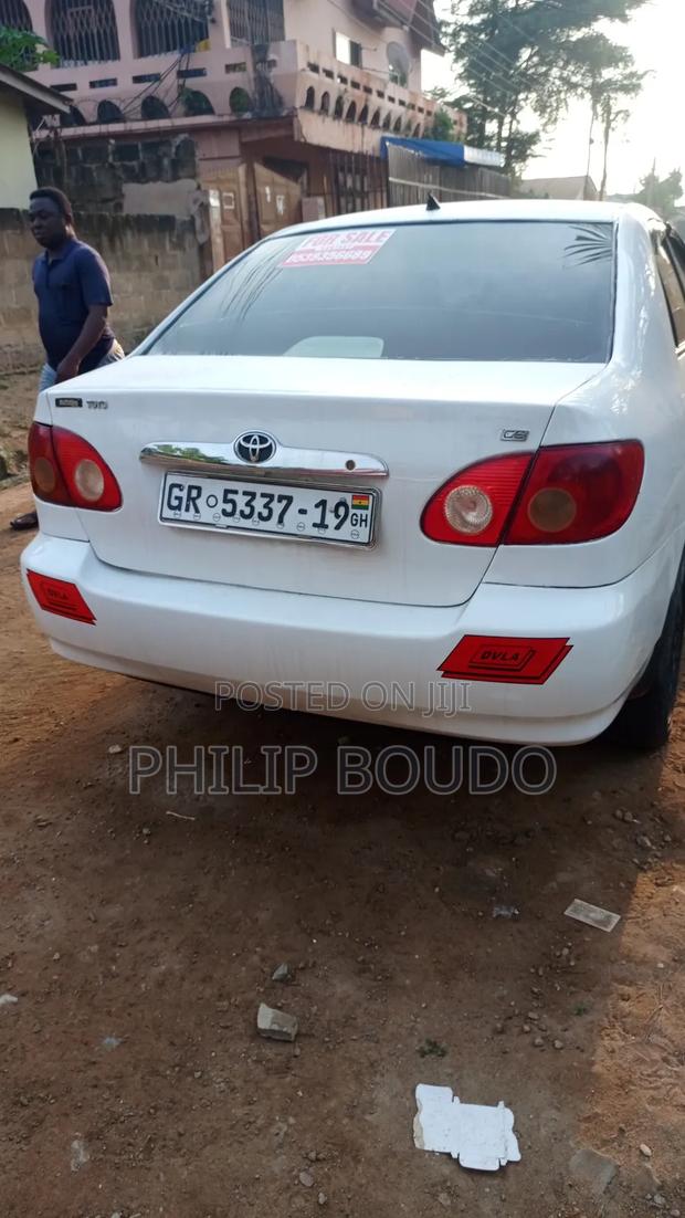 Toyota Corolla 2005 White