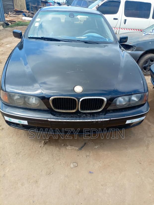 BMW 520i 1998 Blue