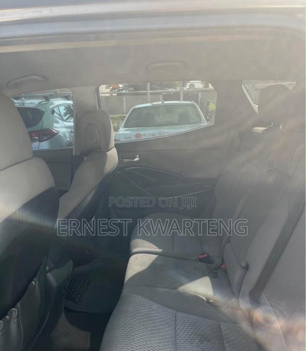 Hyundai Santa Fe 2017 Gray
