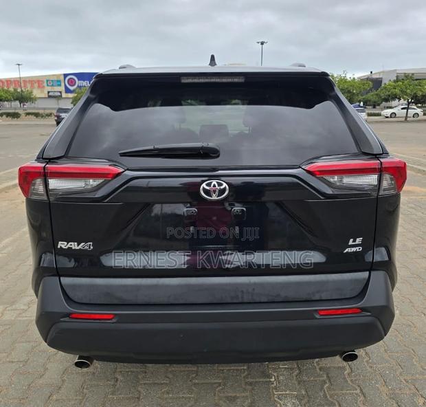 Toyota RAV4 2021 Black