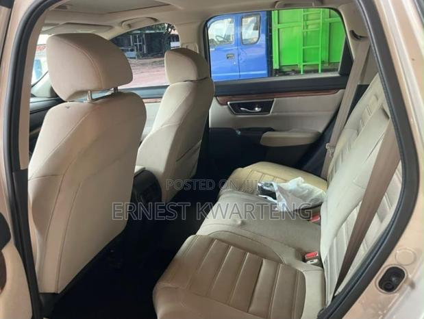 Honda CR-V 2019 Gold