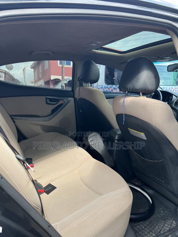 Hyundai Elantra 2015 Black