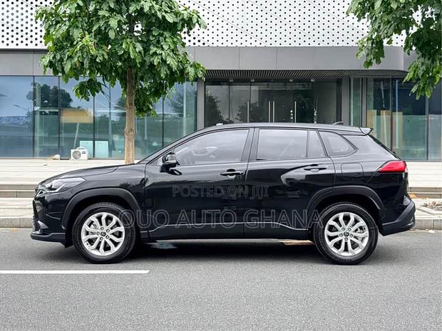 Toyota Frontlander 2023 Black