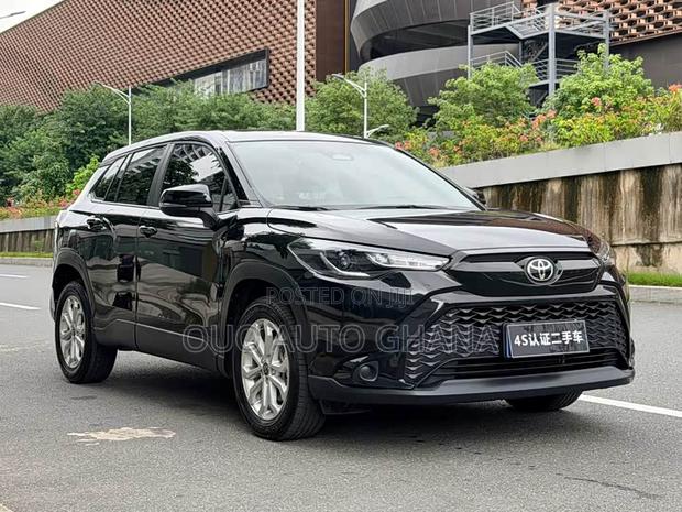 Toyota Frontlander 2023 Black