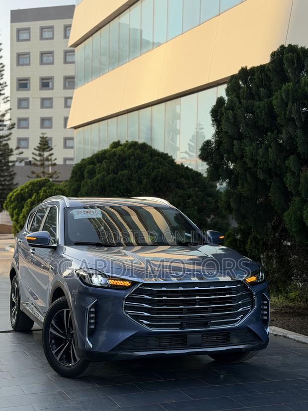Jetour X70 Plus 2023 Silver