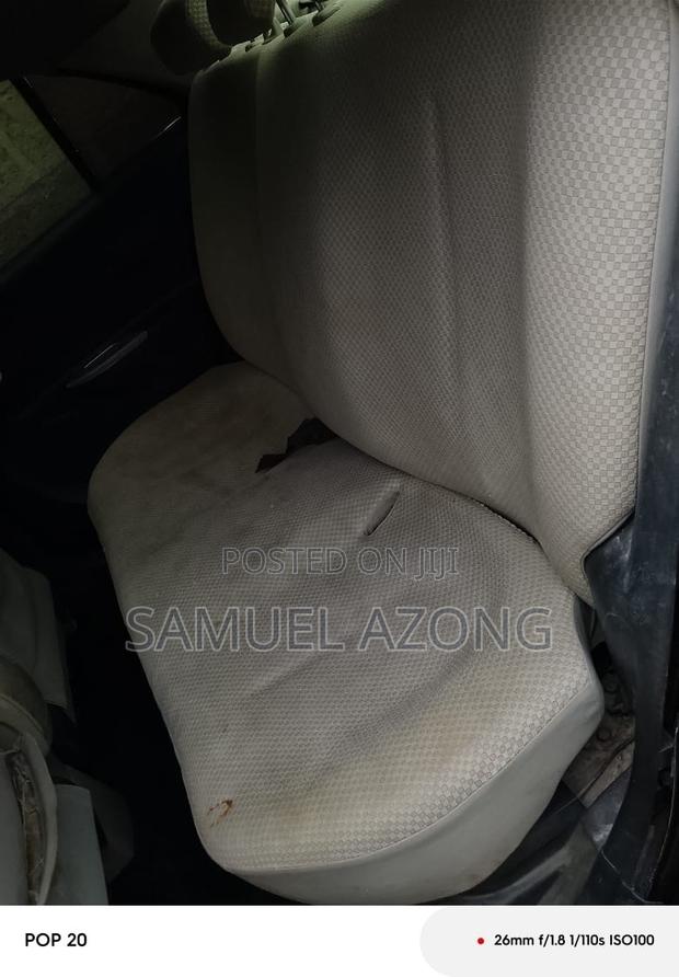 Toyota Hilux 2.5 D-4D 4X4 SRX 2009 Silver