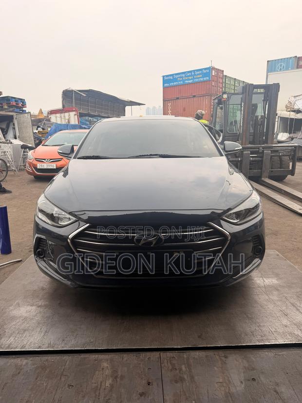 Hyundai Avante 2017 Blue
