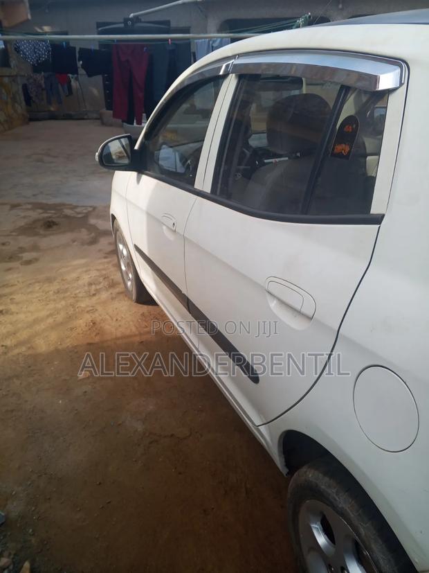Kia Morning 2010 White