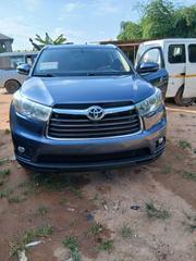 Toyota Highlander LE V6 4x2 (3.5L 6cyl 6A) 2016 Gray for sale