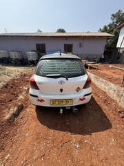 Toyota Vitz 2009 White for sale
