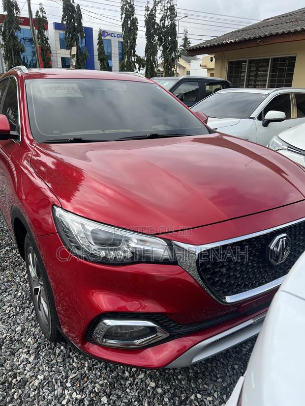 MG HS 2018 Red