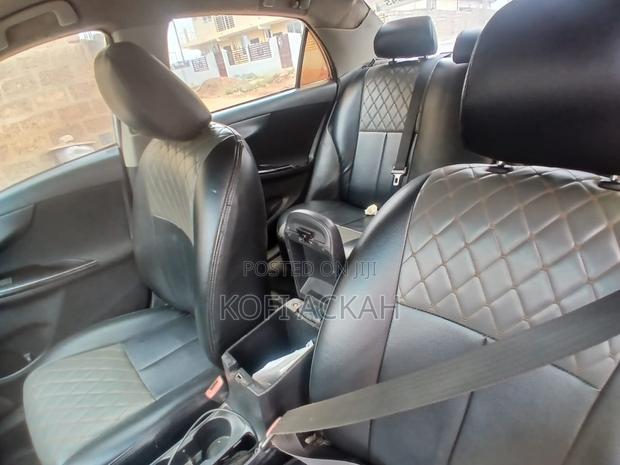 Toyota Corolla 2010 White