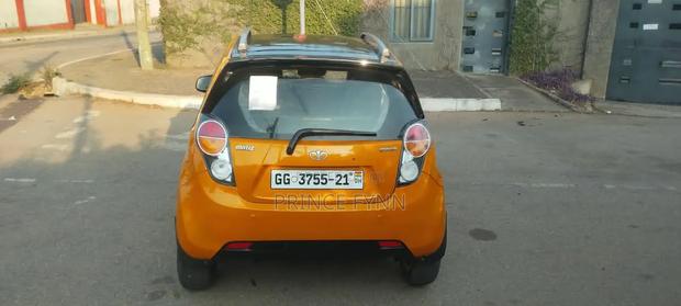 Chevrolet Spark 2012 Orange
