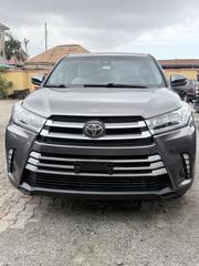 Toyota Highlander 2018 Gray for sale