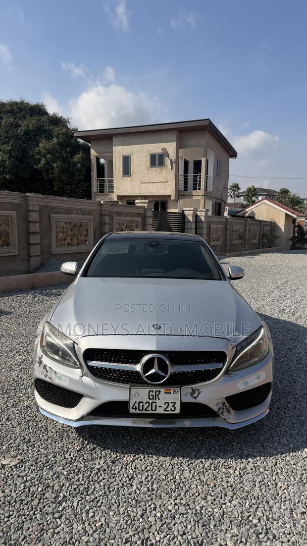 Mercedes-Benz C300 2016 Silver