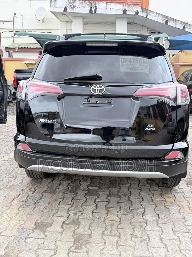 Toyota RAV4 2018 Black