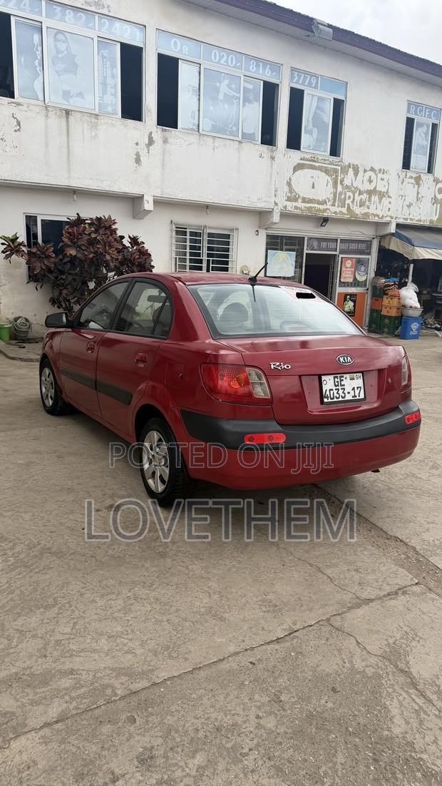 Kia Rio 2010 Red