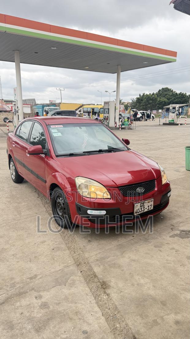 Kia Rio 2010 Red