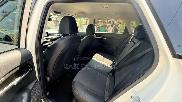 Kia Seltos EX IVT FWD 2025 White