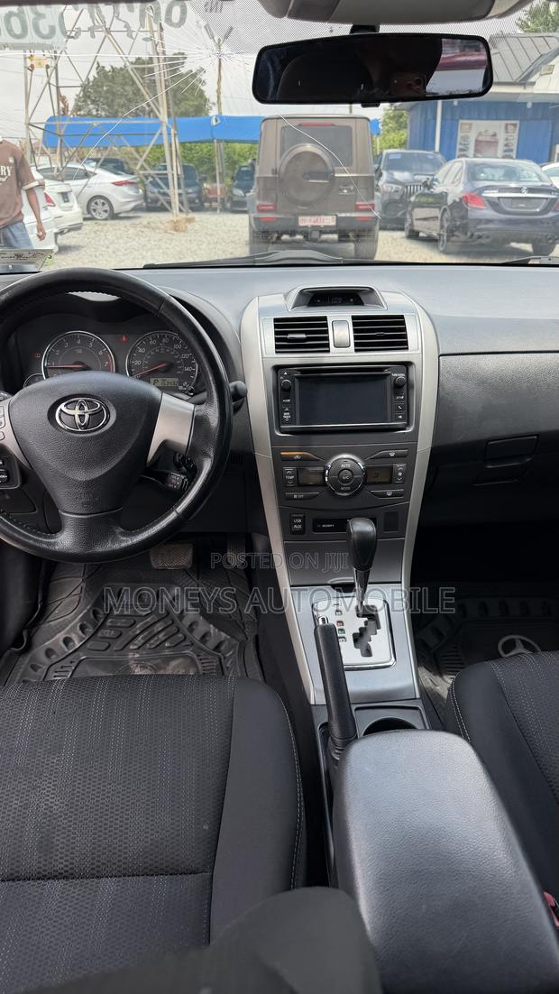 Toyota Corolla 2013 Red
