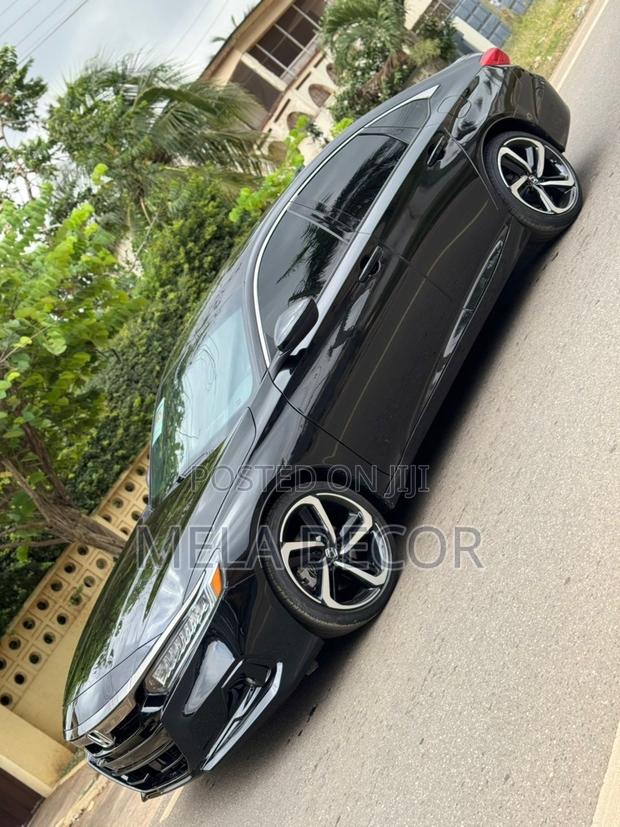 Honda Accord Sport 2.0T 2022 Black