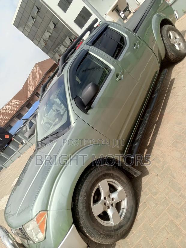 Nissan Frontier Crew Cab SE 4x4 2010 Green