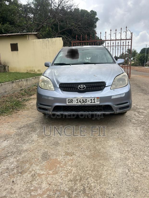 Toyota Matrix S Hatchback AWD (2.4L 4cyl 4A) 2010 Blue
