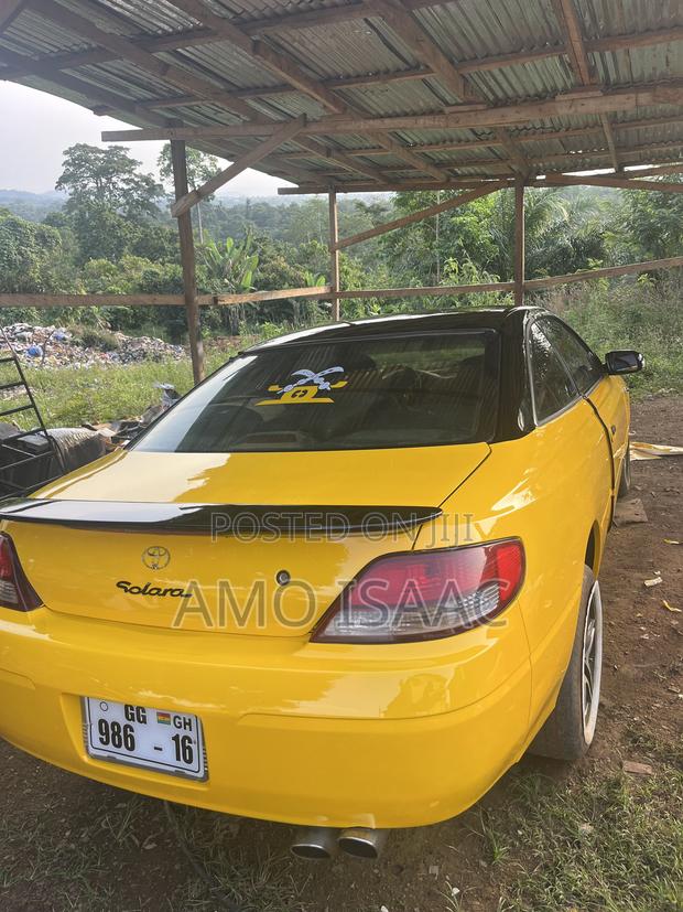 Toyota Solara 2005 Yellow