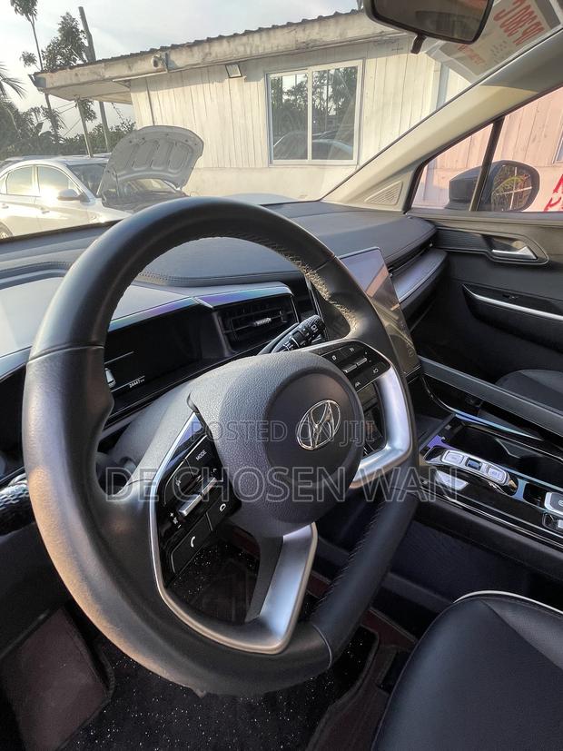 Hyundai Custin 2.0 Petrol FWD 2022 Gray
