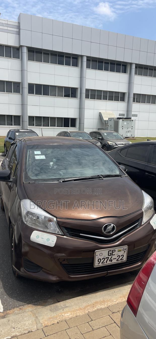 Toyota Vitz 2012 Brown