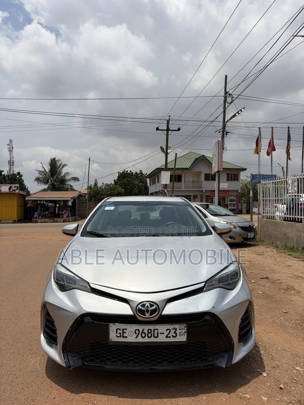 Toyota Corolla S 4dr Sedan (1.8L 4cyl CVT) 2015 Silver