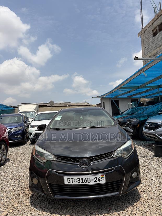 Toyota Corolla S 4dr Sedan (1.8L 4cyl CVT) 2014 Black