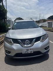 Nissan Rogue SV 4dr SUV AWD (2.5L 4cyl CVT) 2015 Silver for sale